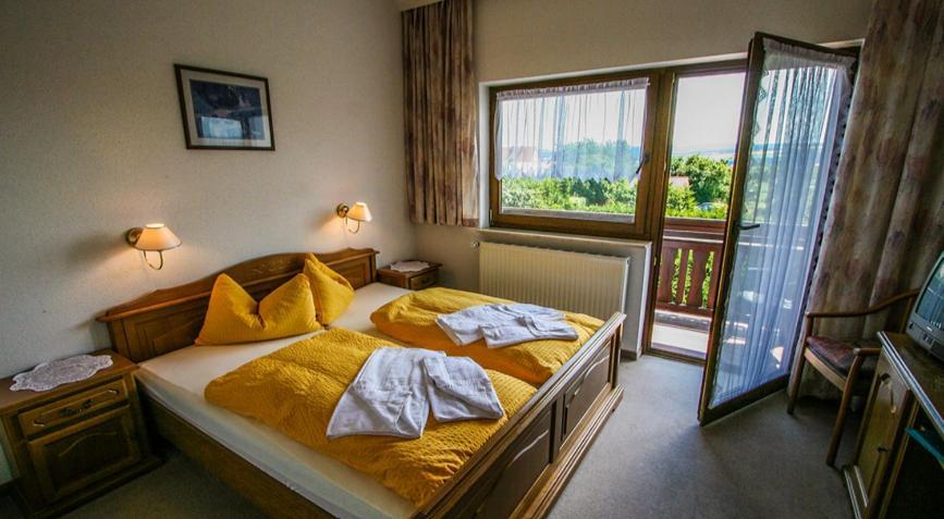 Hotel Waldschloesschen Dankmarshausen Dış mekan fotoğraf